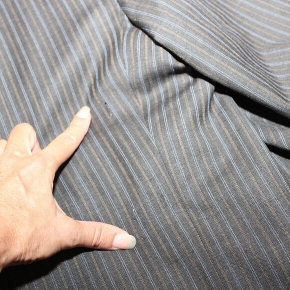 Burberry London Mens Suit Jacket Gray Pinstripe Size 44R *With Flaws* Wool - Picture 12 of 12